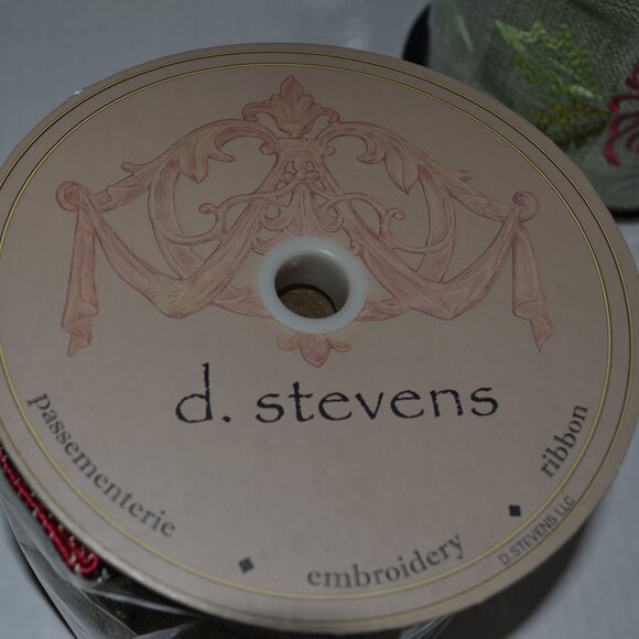 Ribbon, D Stevens 4 Inch Embroidered, 10 Yards – New - Picture 4 of 6